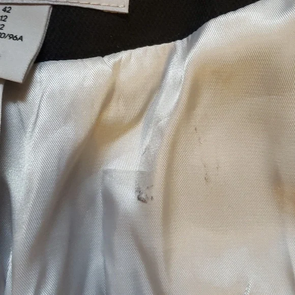 H & M Slightly Cropped Blazer with metallic beading detail - Picture 6 of 10